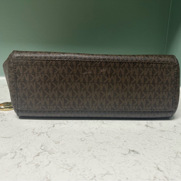 Brown & Tan Michael Kors logo purse - Picture 7 of 13